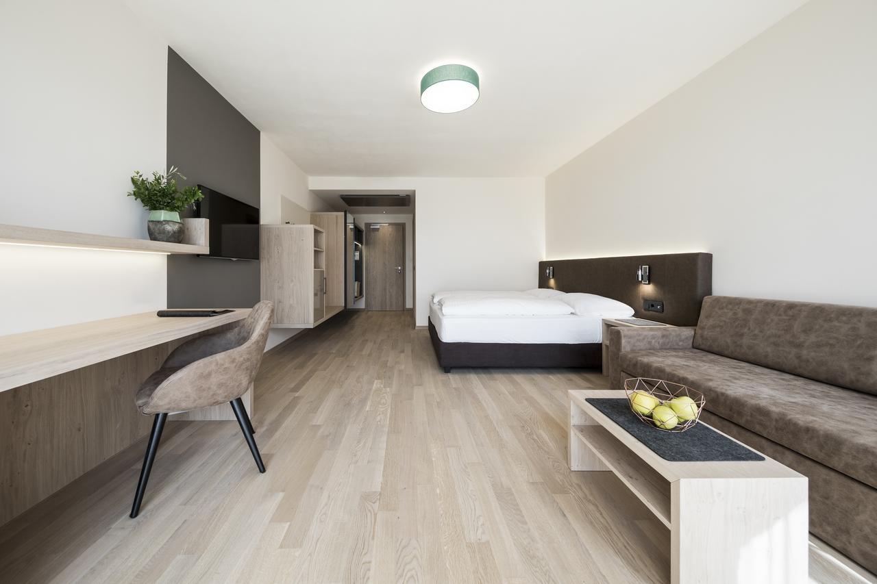 Hotel Torgglhof カルダーロ エクステリア 写真